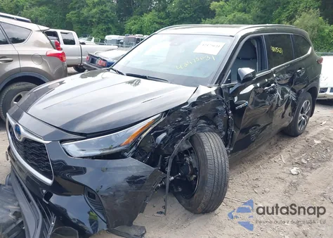 2021 Toyota Highlander Hybrid Xle from USA, damaged, VIN 5TDGBRCH6MS526067